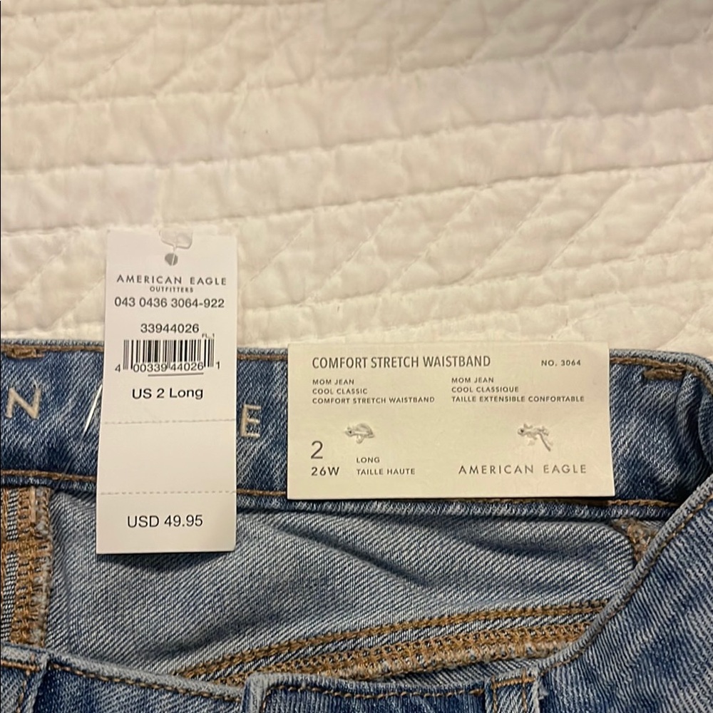 American Eagle Outfitters Women's Light Blue Mom High Rise Jeans Long